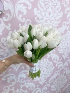 Tulips Wedding bouquet - Image 5