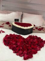 Room Decor with XL heart box - Image 3