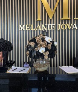 Melanie in Glass Bowl Vase - Image 2