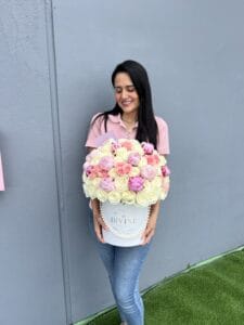 Daniela Roses & Peonies Hat box - Image 3