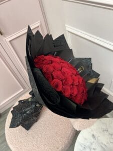 Hand Bouquet of Roses Ramo Buchon - Image 8