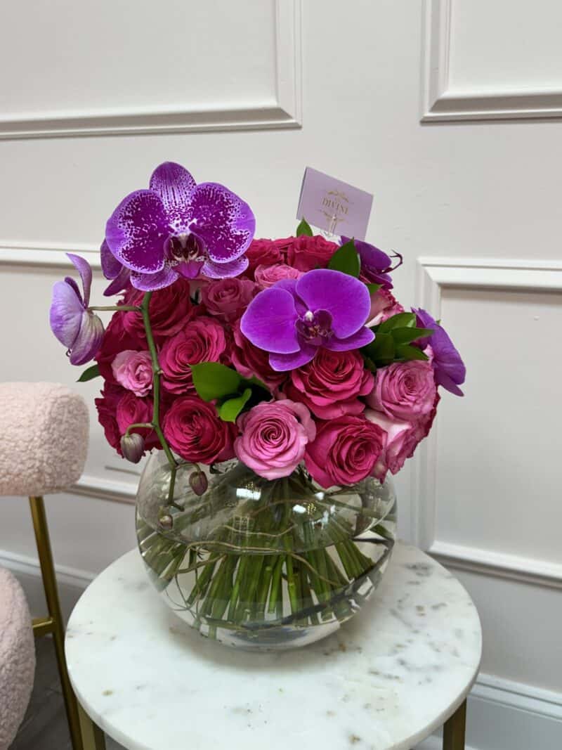 50 Roses & Phalenopsis In Vase