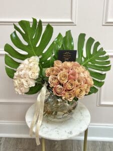 Ellena Fresh Roses in Vase