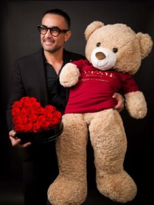 Big Signature Teddy Bear 47" - Image 2