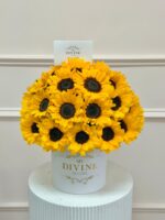 Medium Sunflower hat box