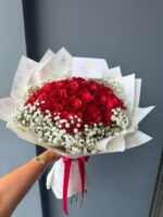 Lauren Roses & Baby’s Breath Bouquet