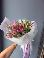 Tulips Round Hand Bouquet - Image 12