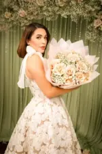 Ramo de Rosas y Pasto de Trigo de Ori