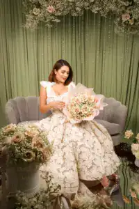 Ori’s baby’s breath & roses bouquet - Image 4