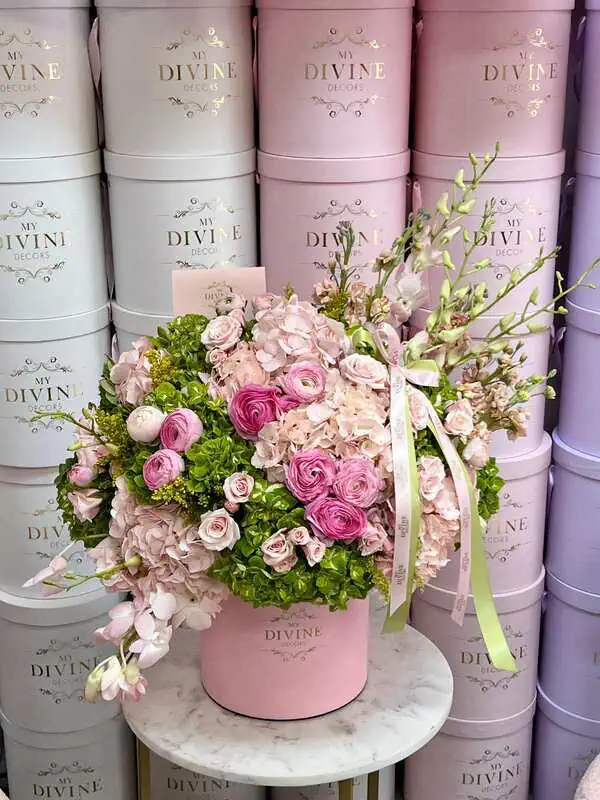 Trending Green and Pink Hat box
