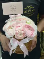 Ranunculus Small Basket - Image 2