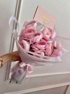 Bouquet of Lush Ranunculus