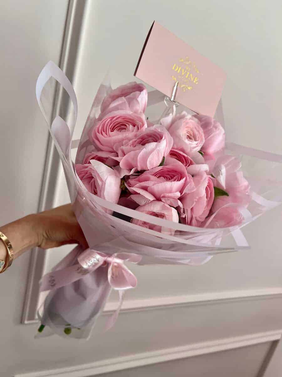 bouquet-of-lush-ranunculus-1 Bouquet of Lush Ranunculus - Image 1