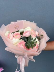 Bouquet of Lush Ranunculus - Image 2