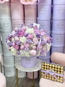 Love for Peonies HatBox - Image 2