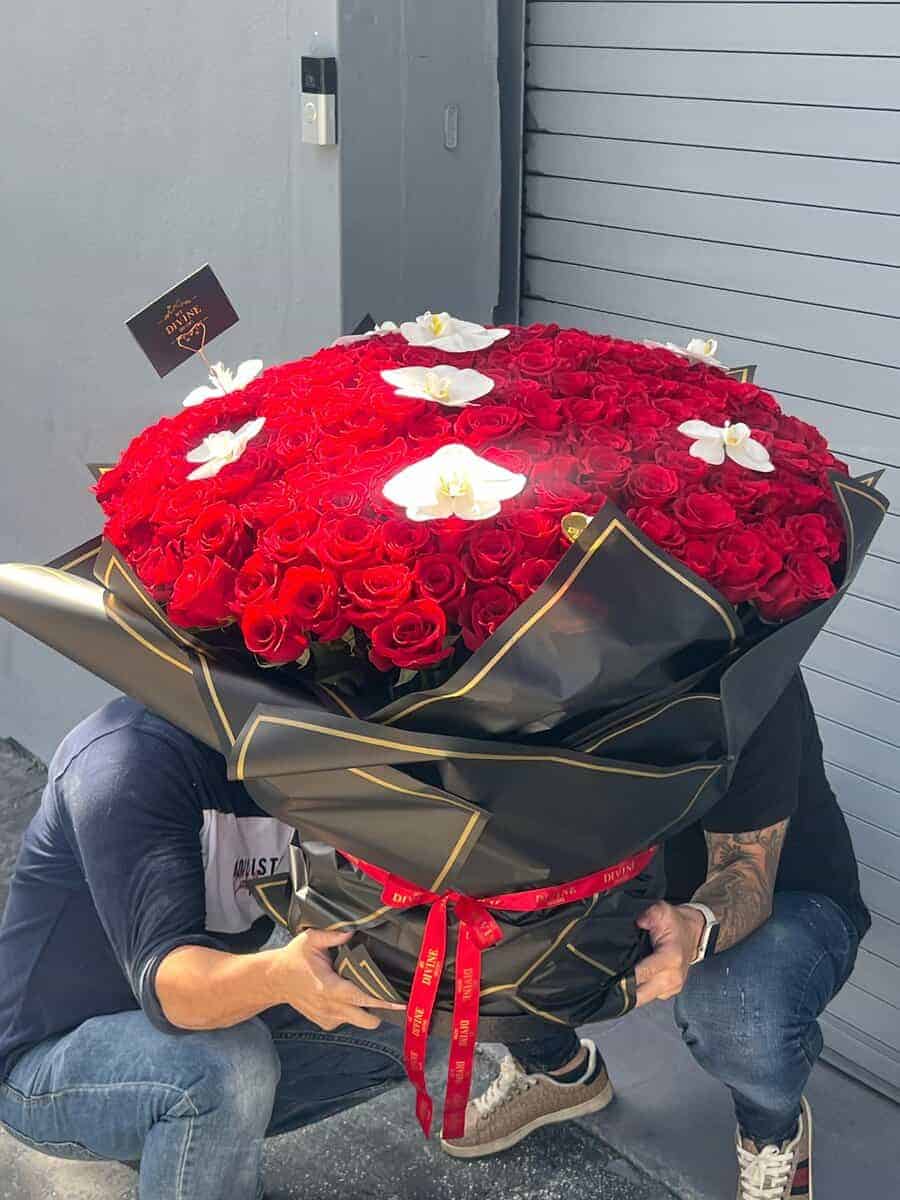 epic-200-roses-bouquet-with-orchids-1 Epic 200 Roses Bouquet with Orchids - Image 1