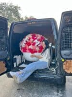 Huge Wow Arrangement - Image 3