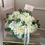 Chic Classic - Weekly Flower Subscription
