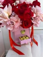 Reflexed Roses Gift Box - Image 2