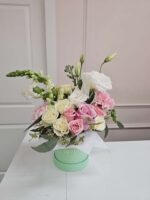 Designer’s choice mixed flowers Mini Box - Image 6