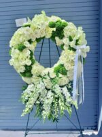 Ivory Serenity Wreath - Image 2
