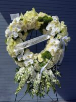 Ivory Serenity Wreath - Image 3