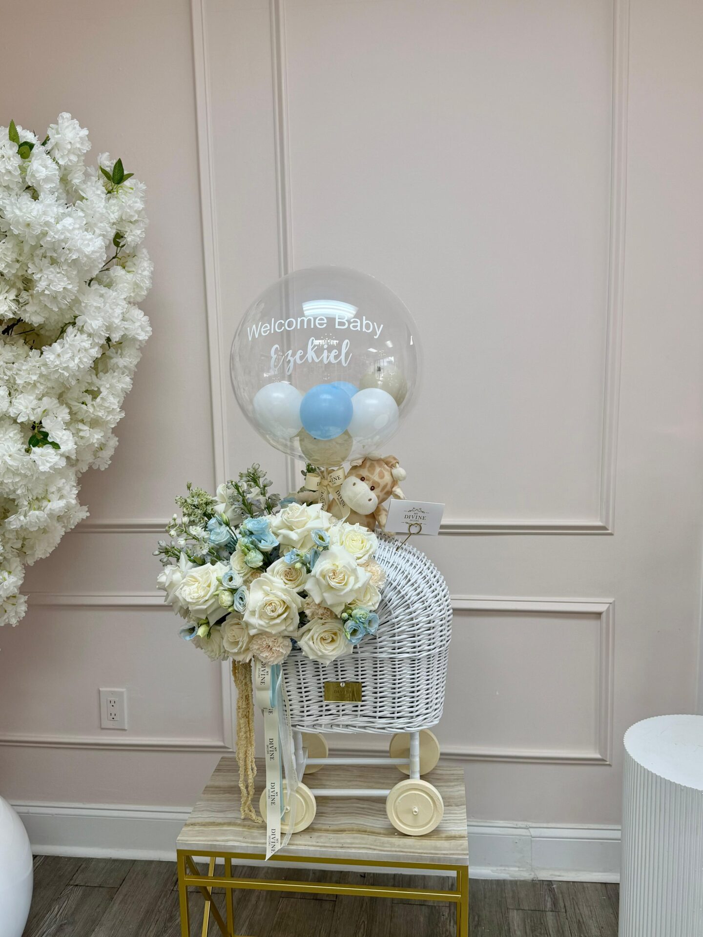 luxury-floral-baby-bassinet-stroller-2 Luxury Floral Baby Bassinet Stroller - Image 3