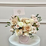 Mini Blush Pearl Box