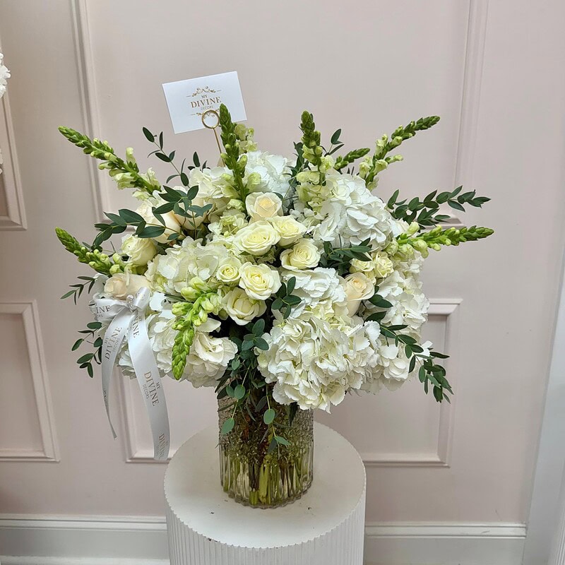 Ivory Garden Elegance