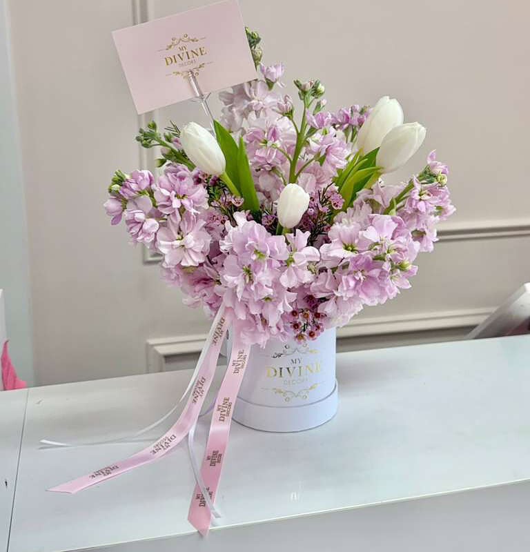 Mini Lilac Whisper Bloom Box