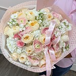 Blush & Ivory Garden Bouquet