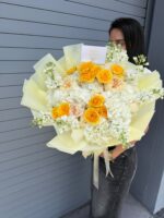 Butter Yellow Garden Bouquet - Image 3