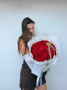 Flower arrangement by My Divine Decors on Instagram