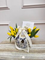 Positano Tulips Vase - Image 2
