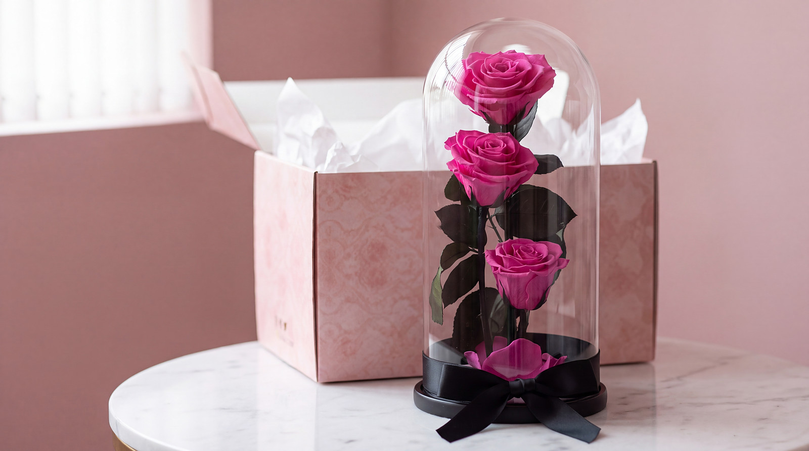 Preserved roses by My Divine Decors (video)
