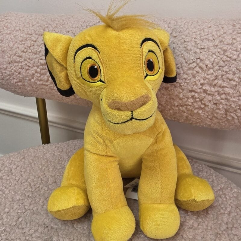 Peluche Simba cachorro color dorado